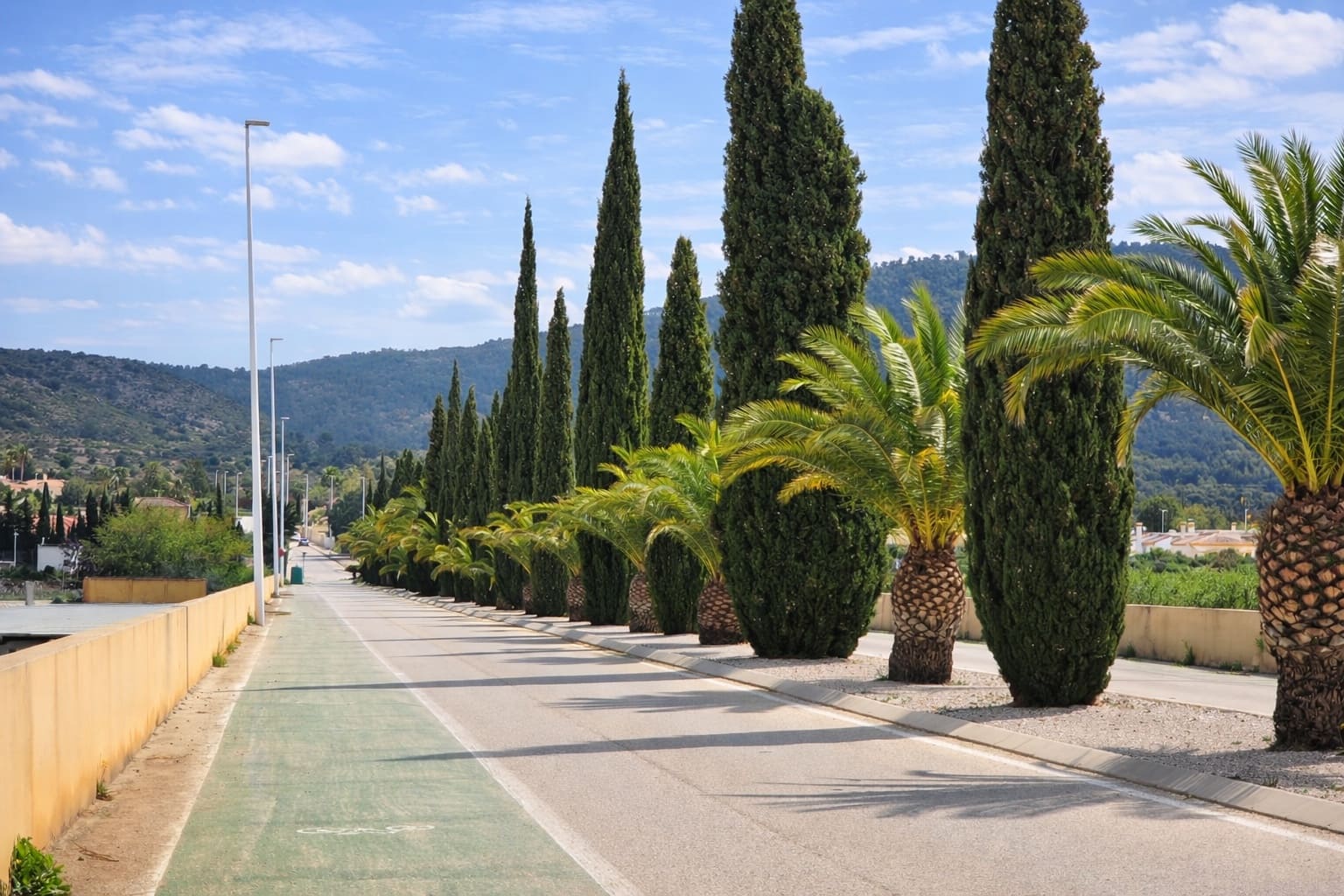 3 bedroom Villa for sale in Hondon de las Nieves with pool garage - € 265,000 (Ref: 9770100)