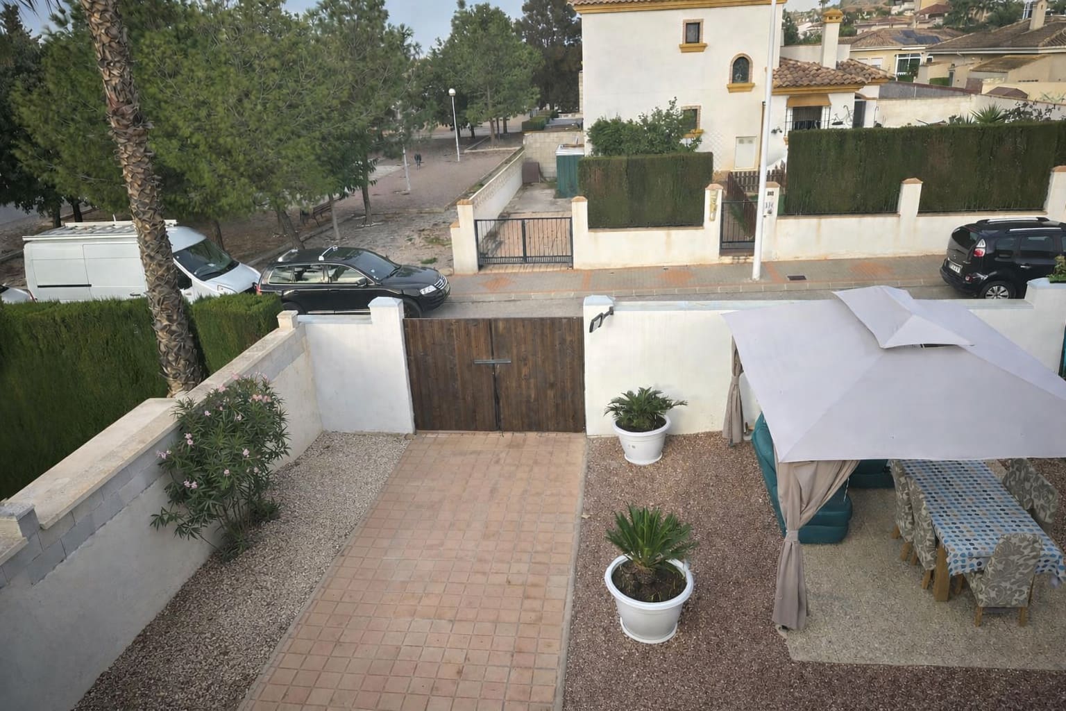 3 bedroom Villa for sale in Hondon de las Nieves with pool garage - € 265,000 (Ref: 9770100)