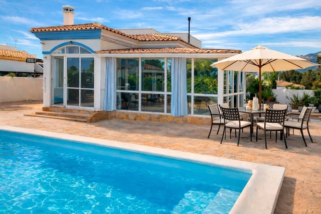 3 Zimmer Villa zu verkaufen in Hondón de las Nieves mit Pool Garage - 265.000 € (Ref: 9770100)