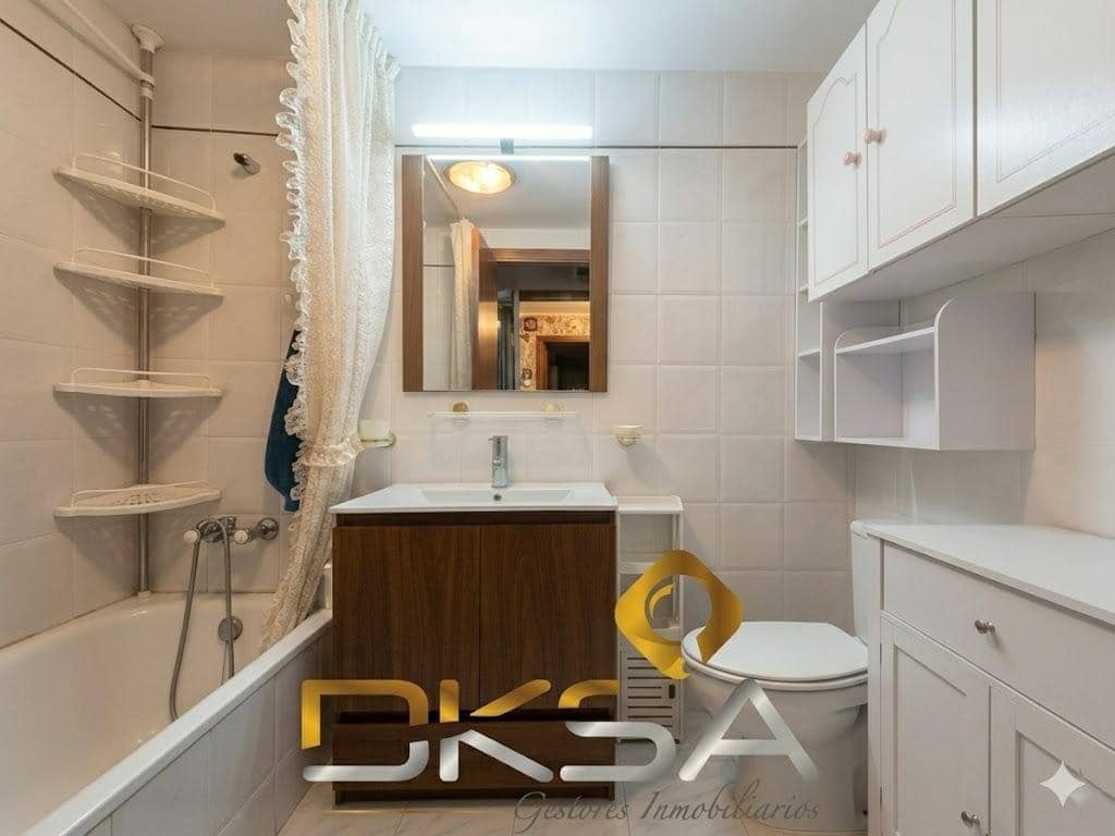 3 bedroom Flat for sale in Benicassim with pool - € 420,000 (Ref: 9805803)