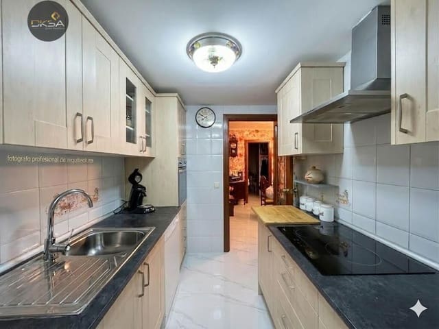 3 quarto Apartamento para venda em Benicàssim com piscina - 420 000 € (Ref: 9805803)