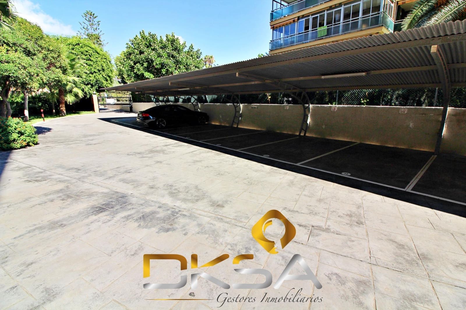 3 bedroom Flat for sale in Benicassim with pool - € 420,000 (Ref: 9805803)