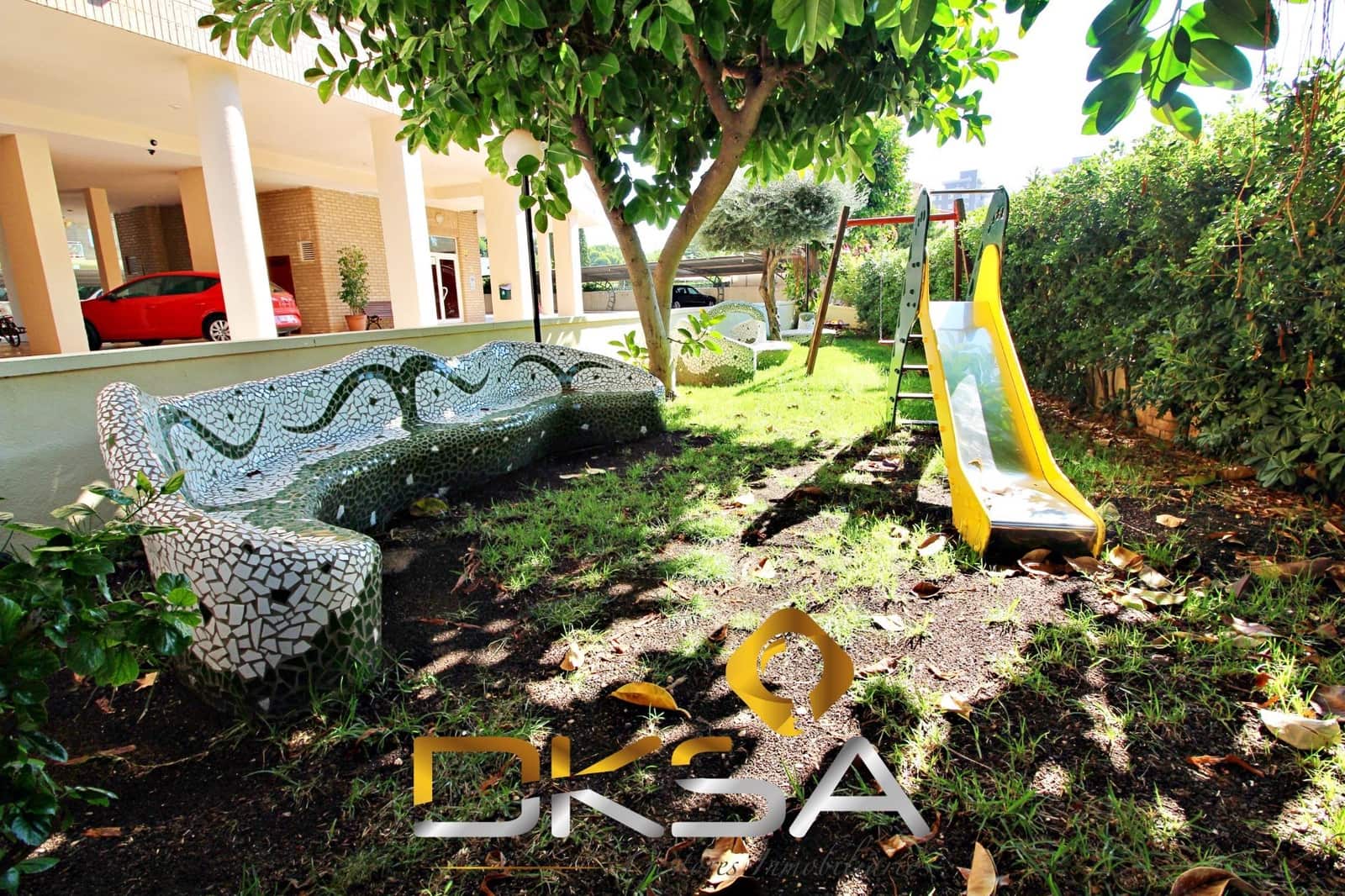 3 bedroom Flat for sale in Benicassim with pool - € 420,000 (Ref: 9805803)