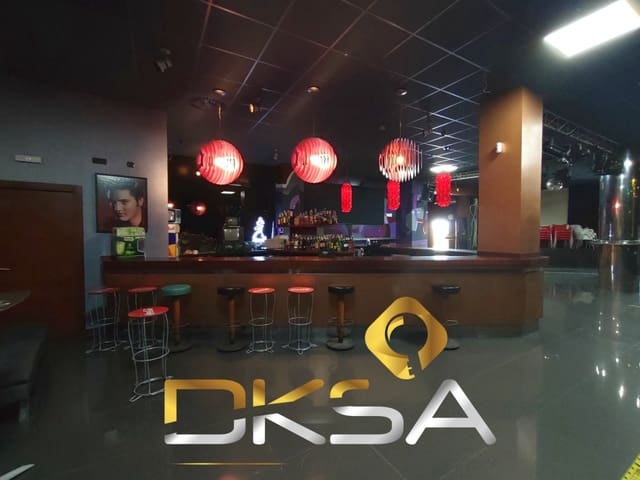 Gewerbe zu verkaufen in Vila-real - 2.900.000 € (Ref: 9805805)