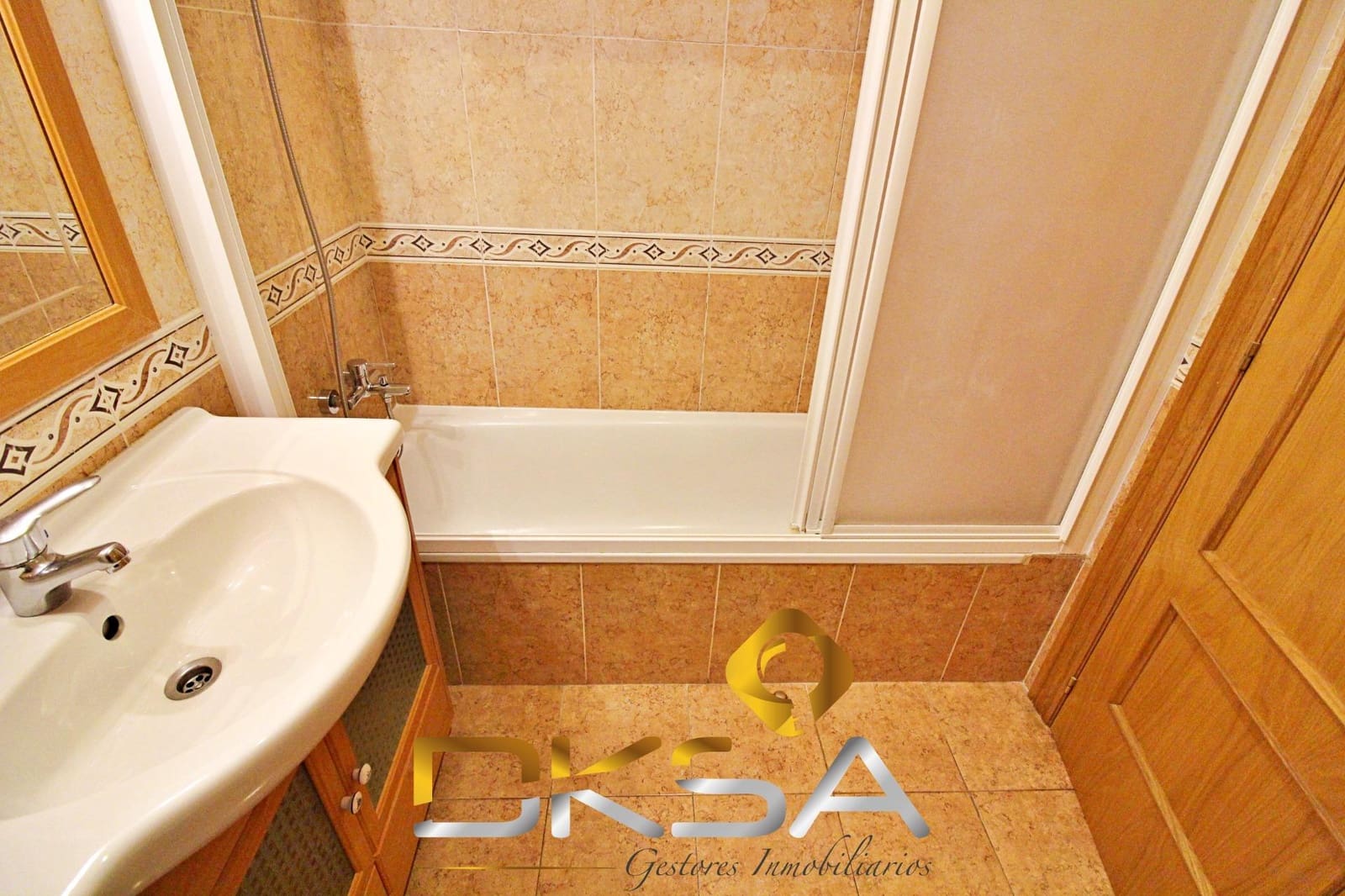 3 soveværelse Lejlighed til leje i Onda med garage - € 750 (Ref: 9805808)