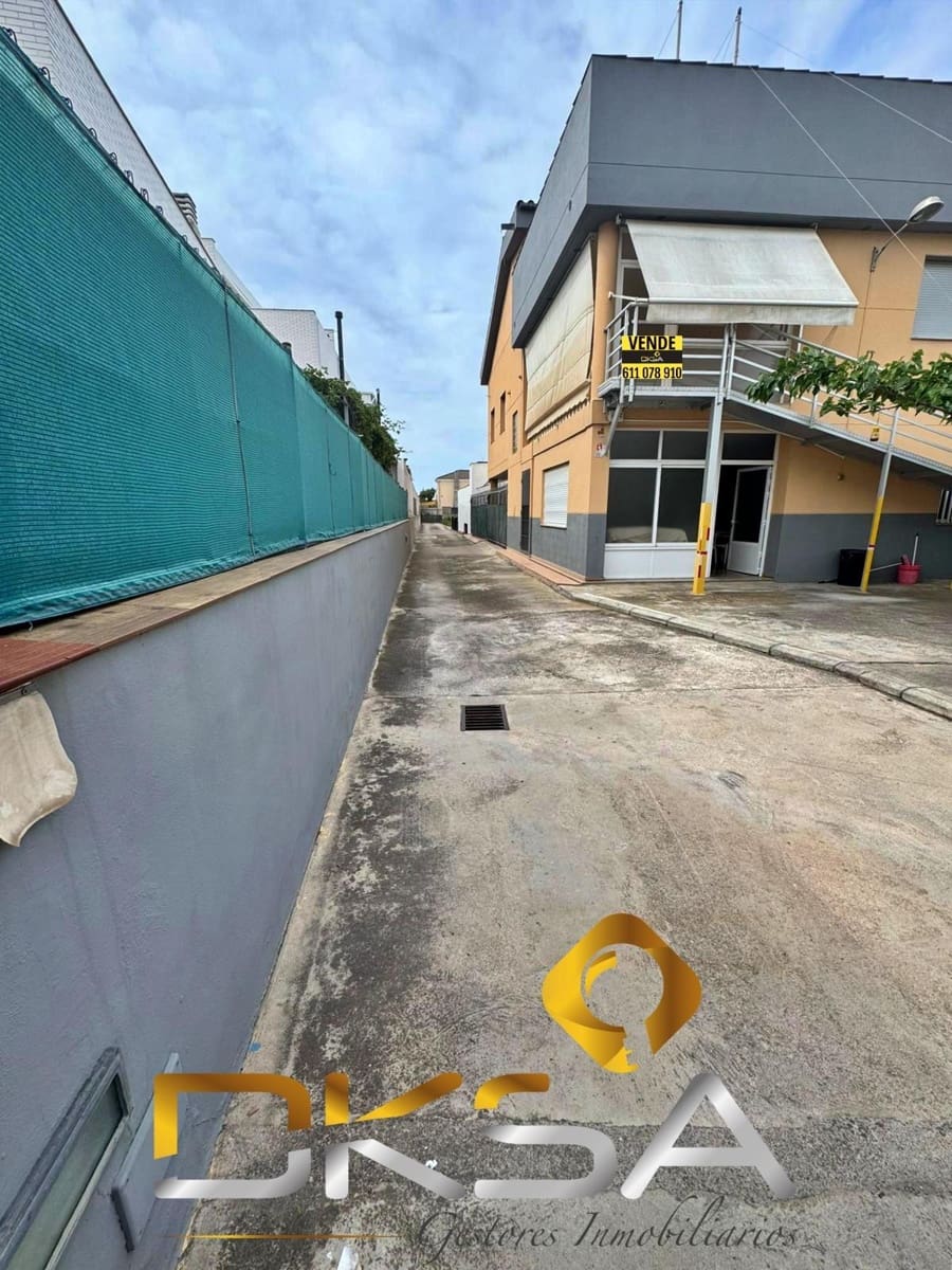 5 slaapkamer Villa te koop in Almassora / Almazora met zwembad garage - € 315.000 (Ref: 9805809)