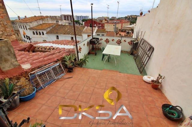 4 slaapkamer Huis te koop in Oropesa  - € 93.500 (Ref: 9805812)