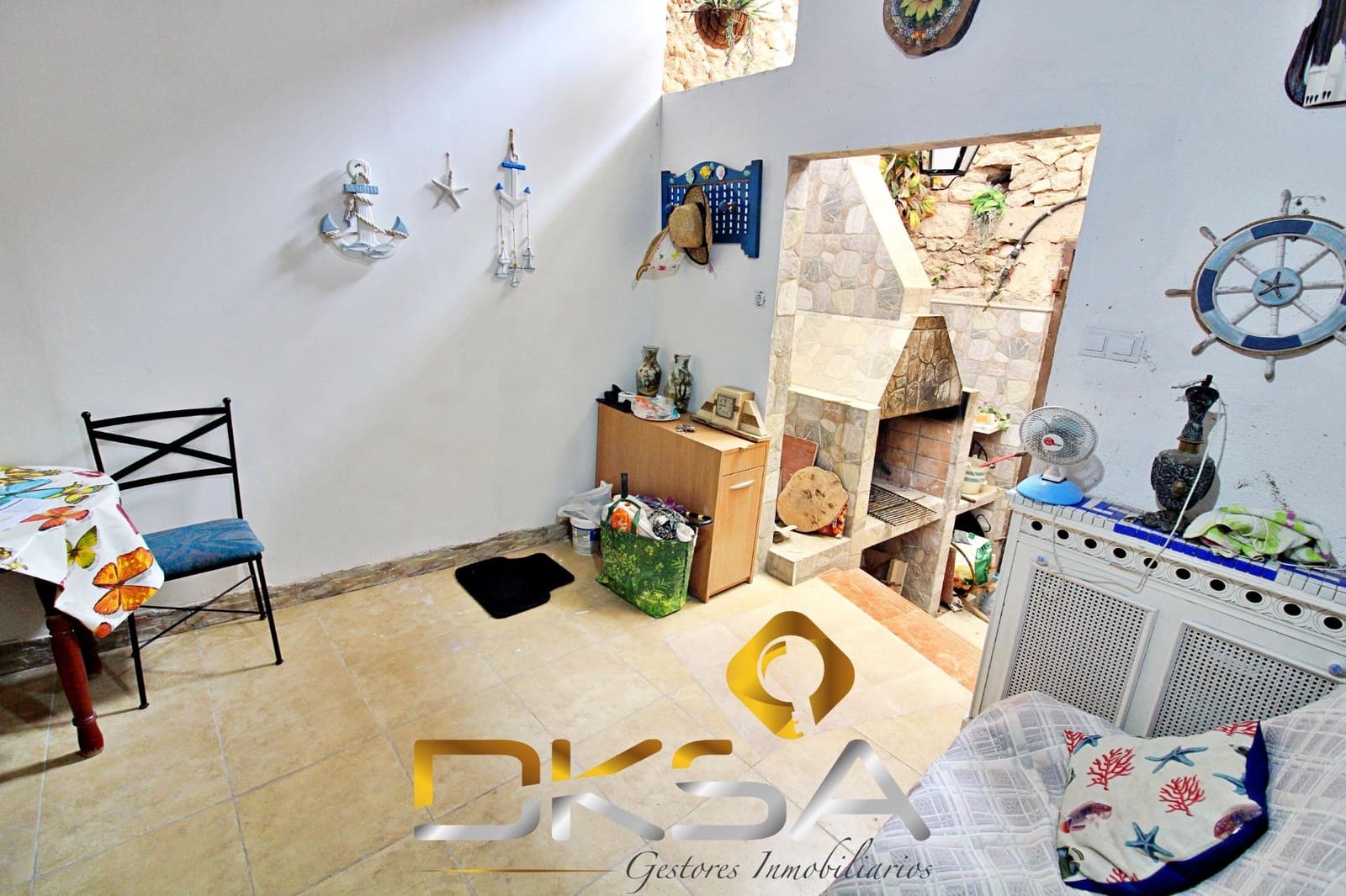 4 slaapkamer Huis te koop in Oropesa  - € 93.500 (Ref: 9805812)