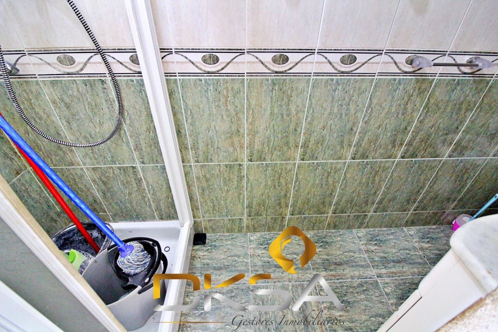 4 slaapkamer Huis te koop in Oropesa  - € 93.500 (Ref: 9805812)