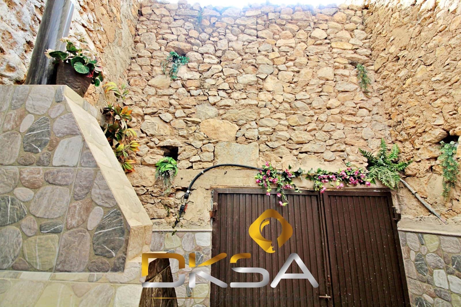 4 slaapkamer Huis te koop in Oropesa  - € 93.500 (Ref: 9805812)