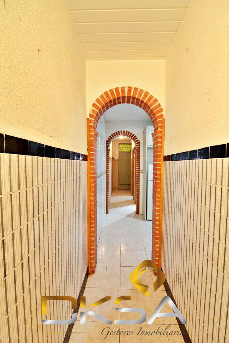 4 bedroom Townhouse for sale in Castello de la Plana - € 149,000 (Ref: 9805813)