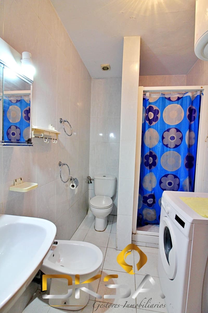 4 bedroom Townhouse for sale in Castello de la Plana - € 149,000 (Ref: 9805813)