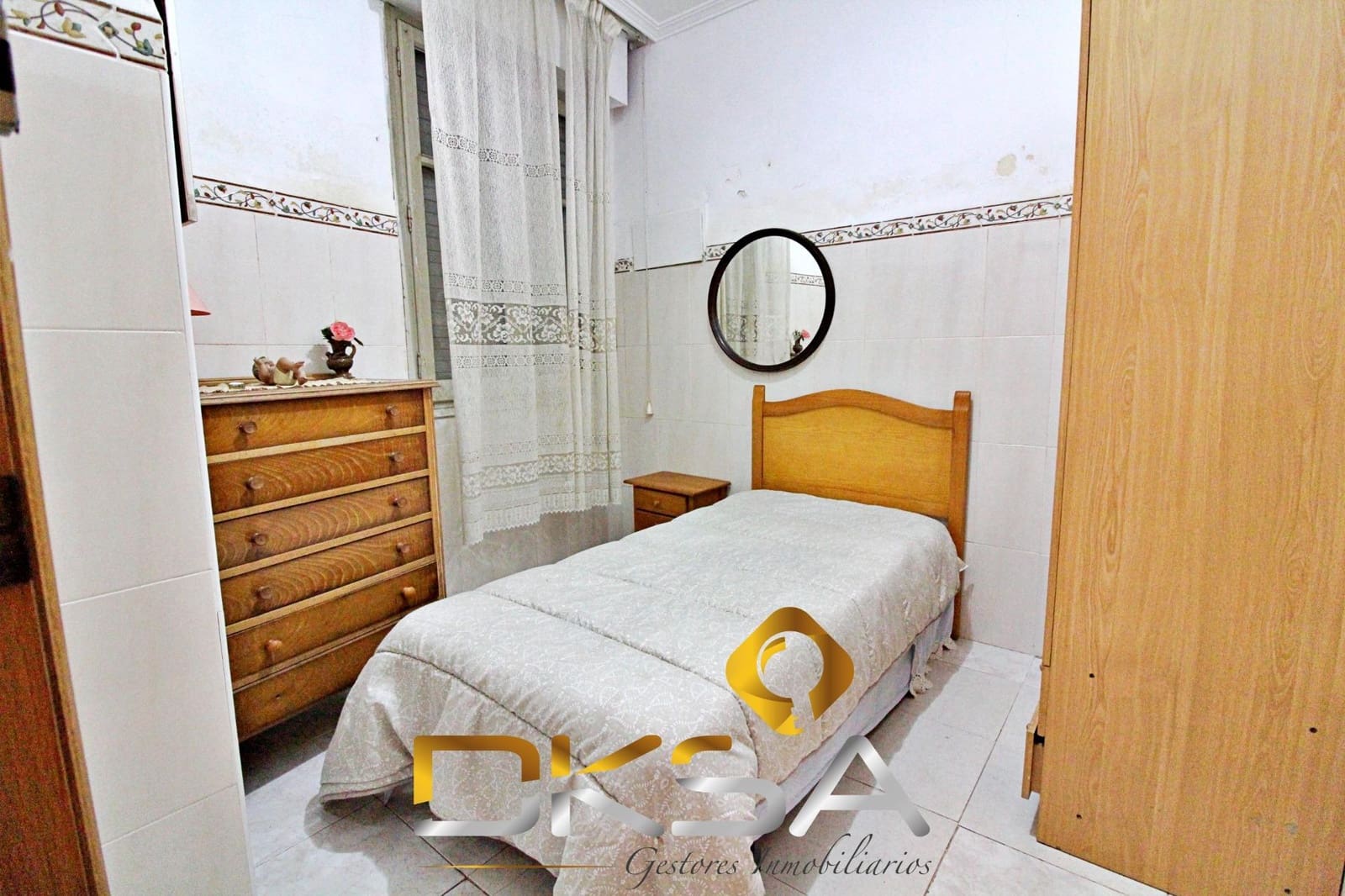 4 bedroom Townhouse for sale in Castello de la Plana - € 149,000 (Ref: 9805813)