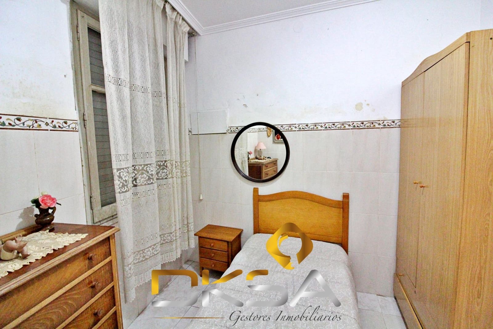 4 bedroom Townhouse for sale in Castello de la Plana - € 149,000 (Ref: 9805813)