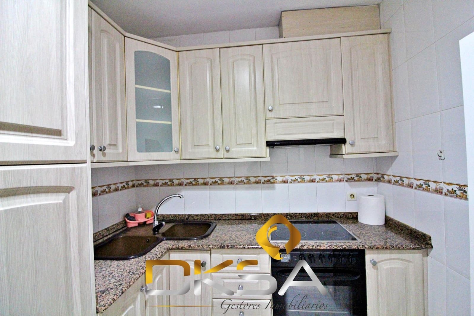 4 bedroom Townhouse for sale in Castello de la Plana - € 149,000 (Ref: 9805813)