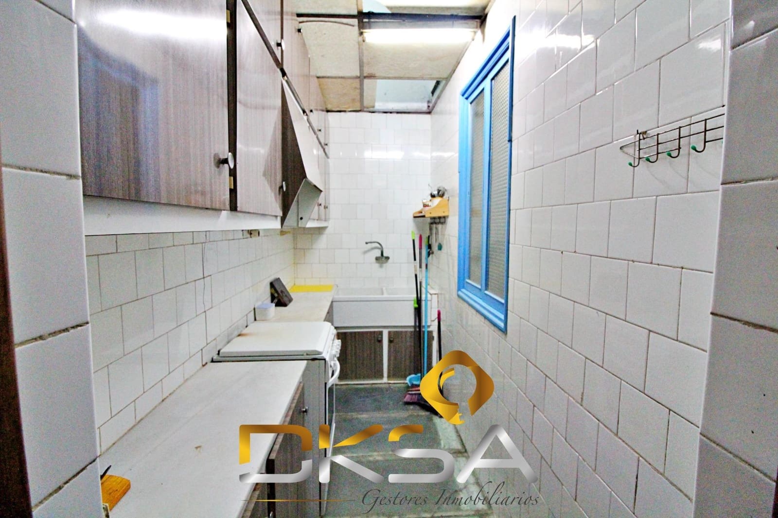 4 bedroom Townhouse for sale in Castello de la Plana - € 149,000 (Ref: 9805813)