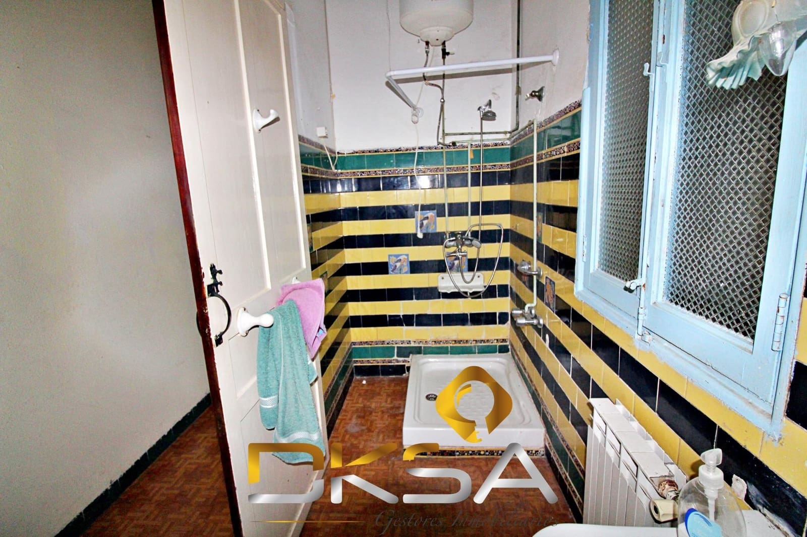 4 bedroom Townhouse for sale in Castello de la Plana - € 149,000 (Ref: 9805813)