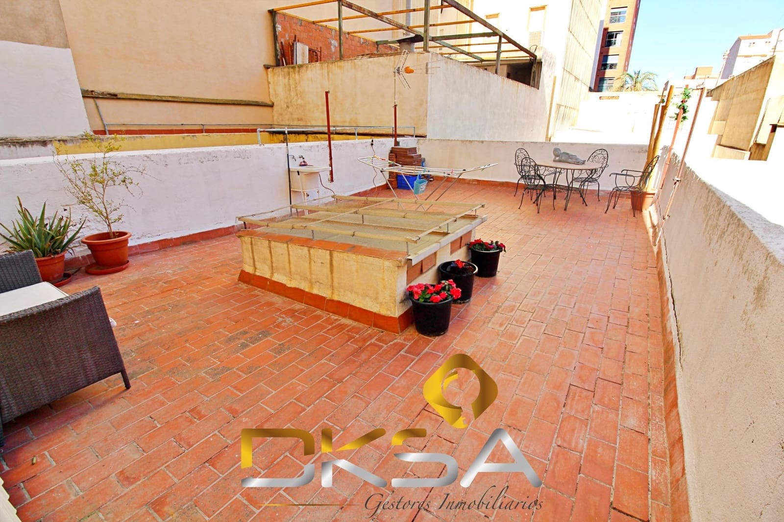 3 sovrum Lägenhet till salu i Castello de la Plana - 165 000 € (Ref: 9805815)