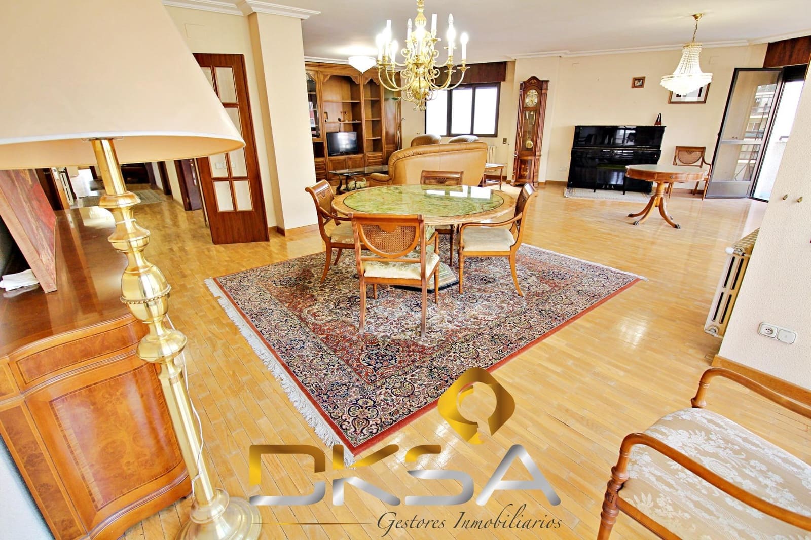 4 sovrum Lägenhet till salu i Castello de la Plana - 385 000 € (Ref: 9805816)