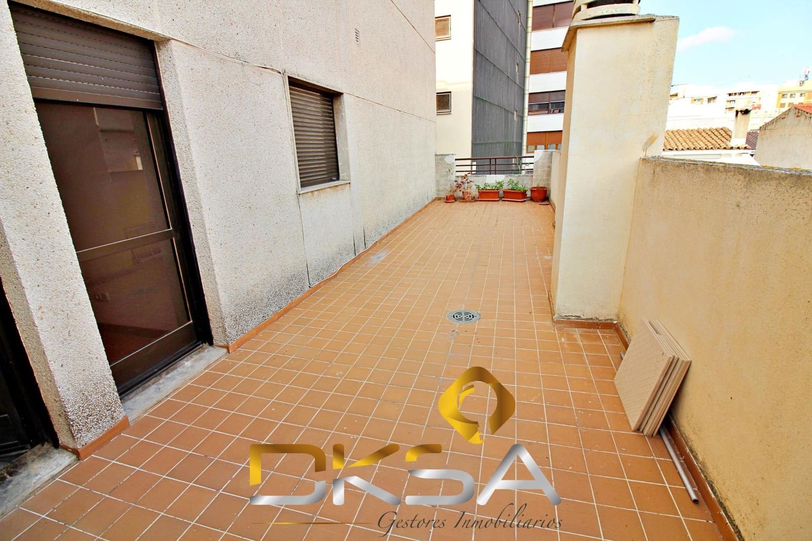 4 sovrum Lägenhet till salu i Castello de la Plana - 385 000 € (Ref: 9805816)