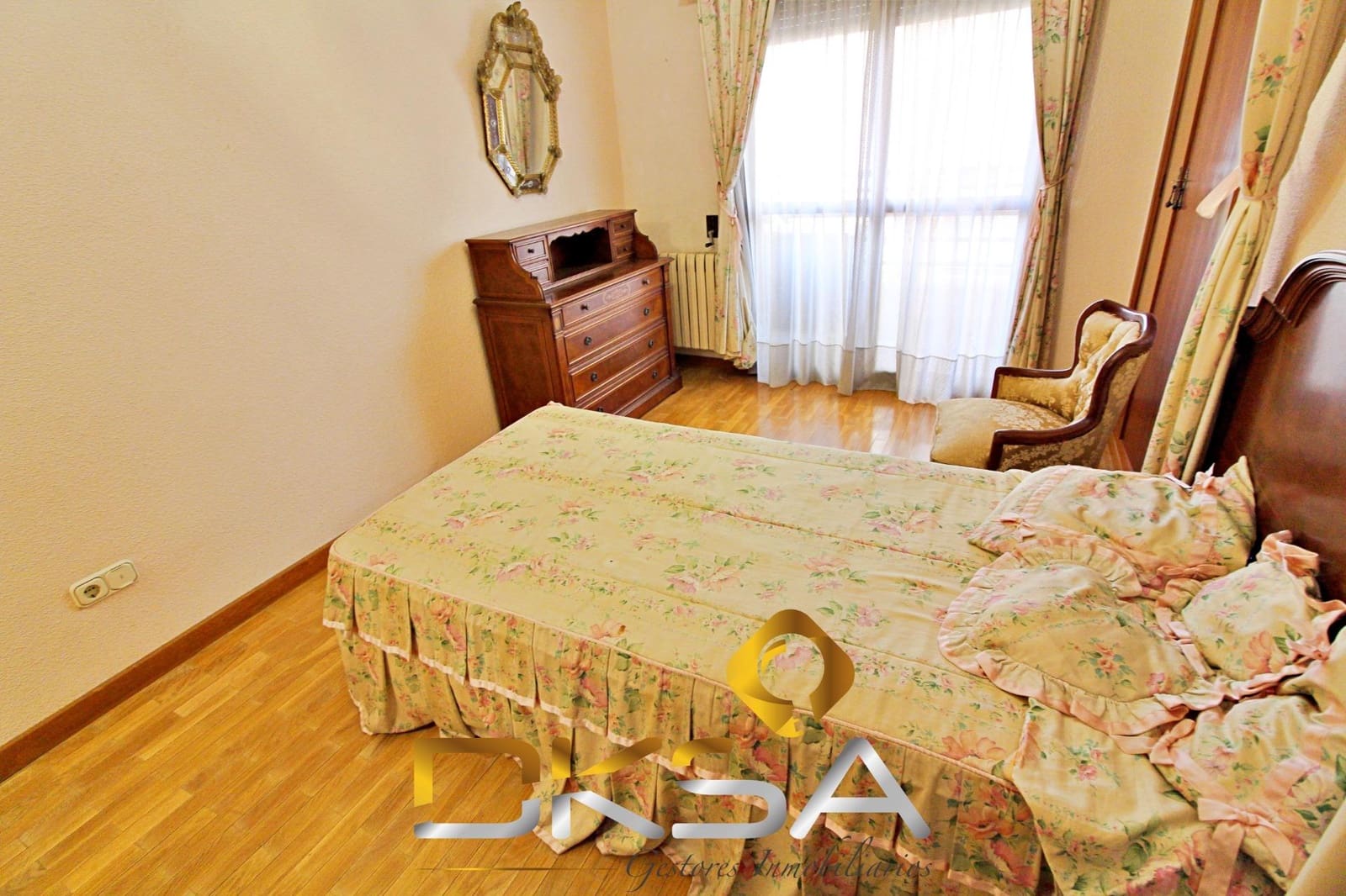 4 sovrum Lägenhet till salu i Castello de la Plana - 385 000 € (Ref: 9805816)