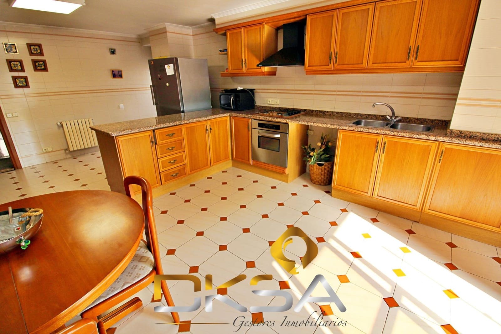 4 sovrum Lägenhet till salu i Castello de la Plana - 385 000 € (Ref: 9805816)