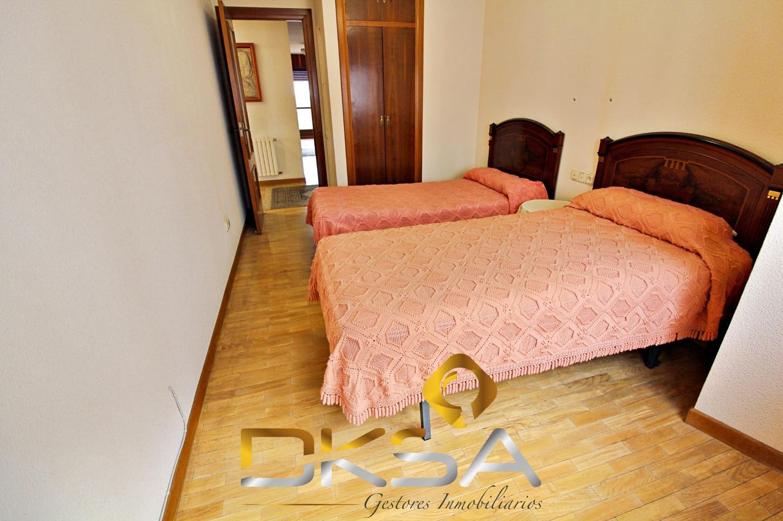 4 sovrum Lägenhet till salu i Castello de la Plana - 385 000 € (Ref: 9805816)