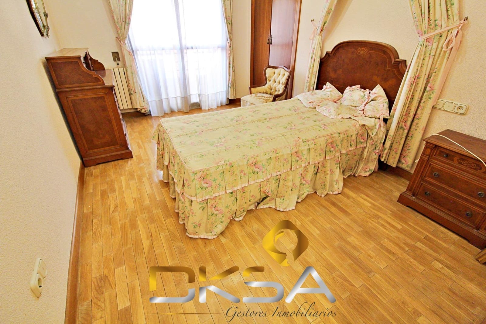 4 sovrum Lägenhet till salu i Castello de la Plana - 385 000 € (Ref: 9805816)