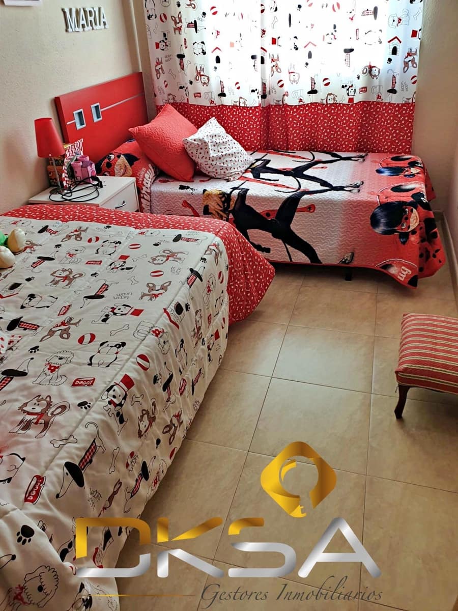 4 bedroom Terraced Villa for sale in Costur with garage - € 195,000 (Ref: 9805817)