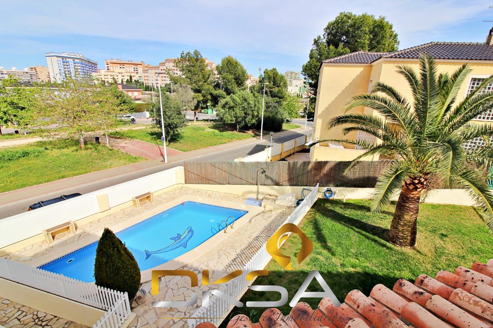 5 sovrum Villa till salu i Oropesa  med pool - 610 000 € (Ref: 9805820)