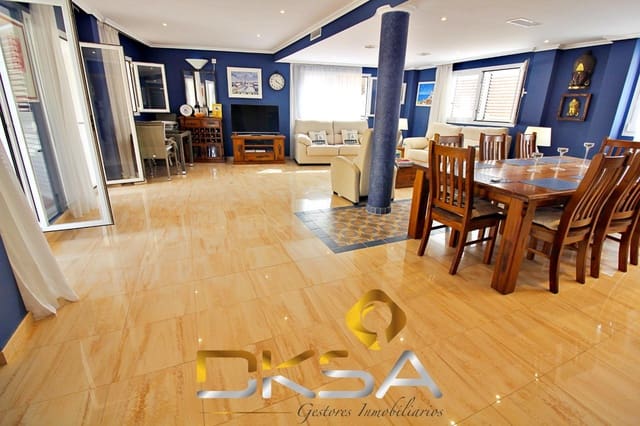 5 sovrum Villa till salu i Oropesa  med pool - 610 000 € (Ref: 9805820)