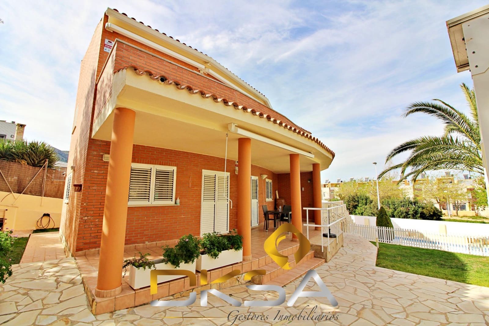 5 sovrum Villa till salu i Oropesa  med pool - 610 000 € (Ref: 9805820)