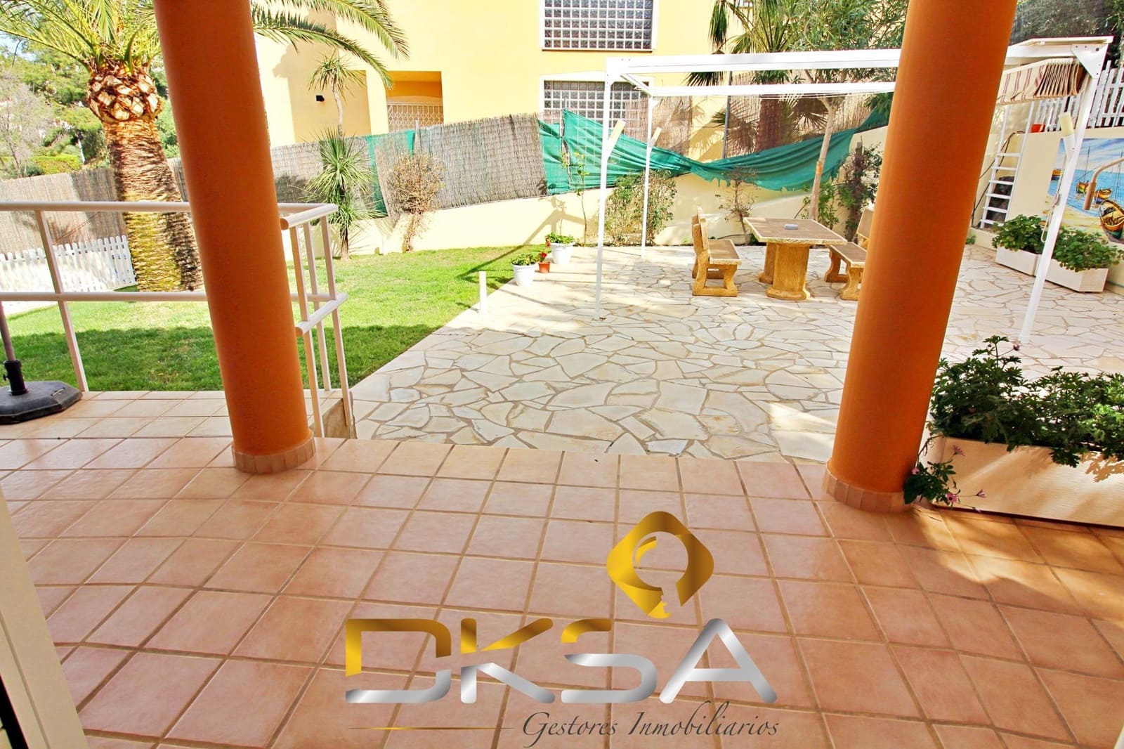 5 sovrum Villa till salu i Oropesa  med pool - 610 000 € (Ref: 9805820)