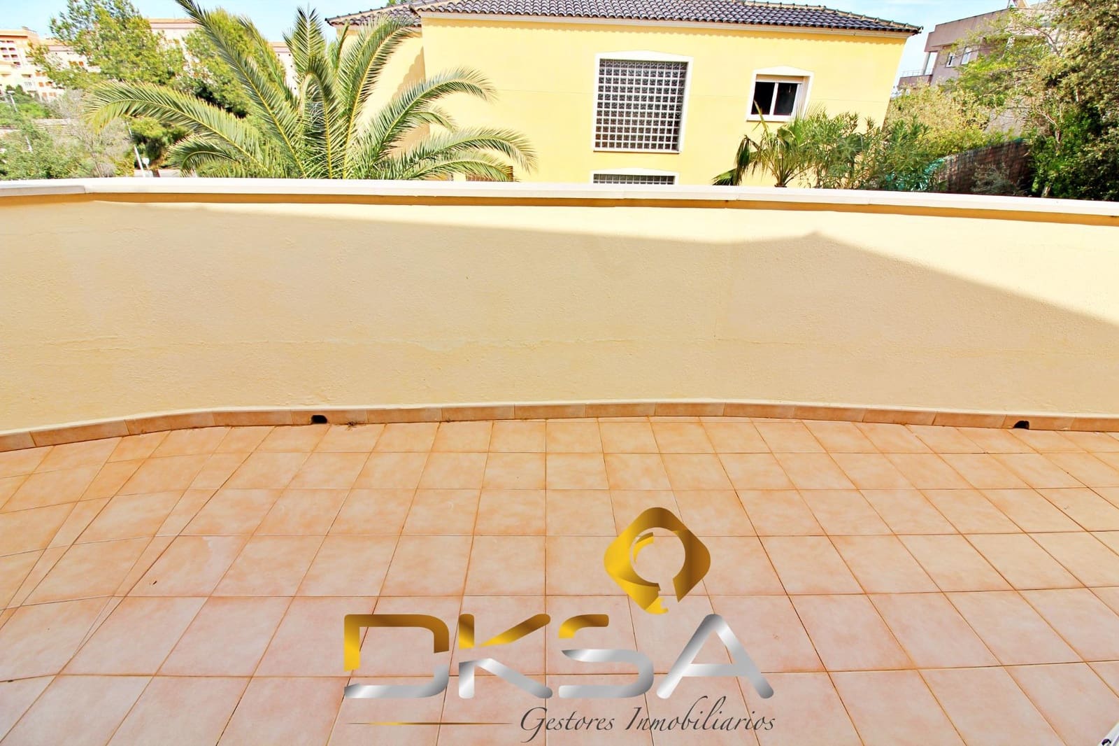 5 sovrum Villa till salu i Oropesa  med pool - 610 000 € (Ref: 9805820)