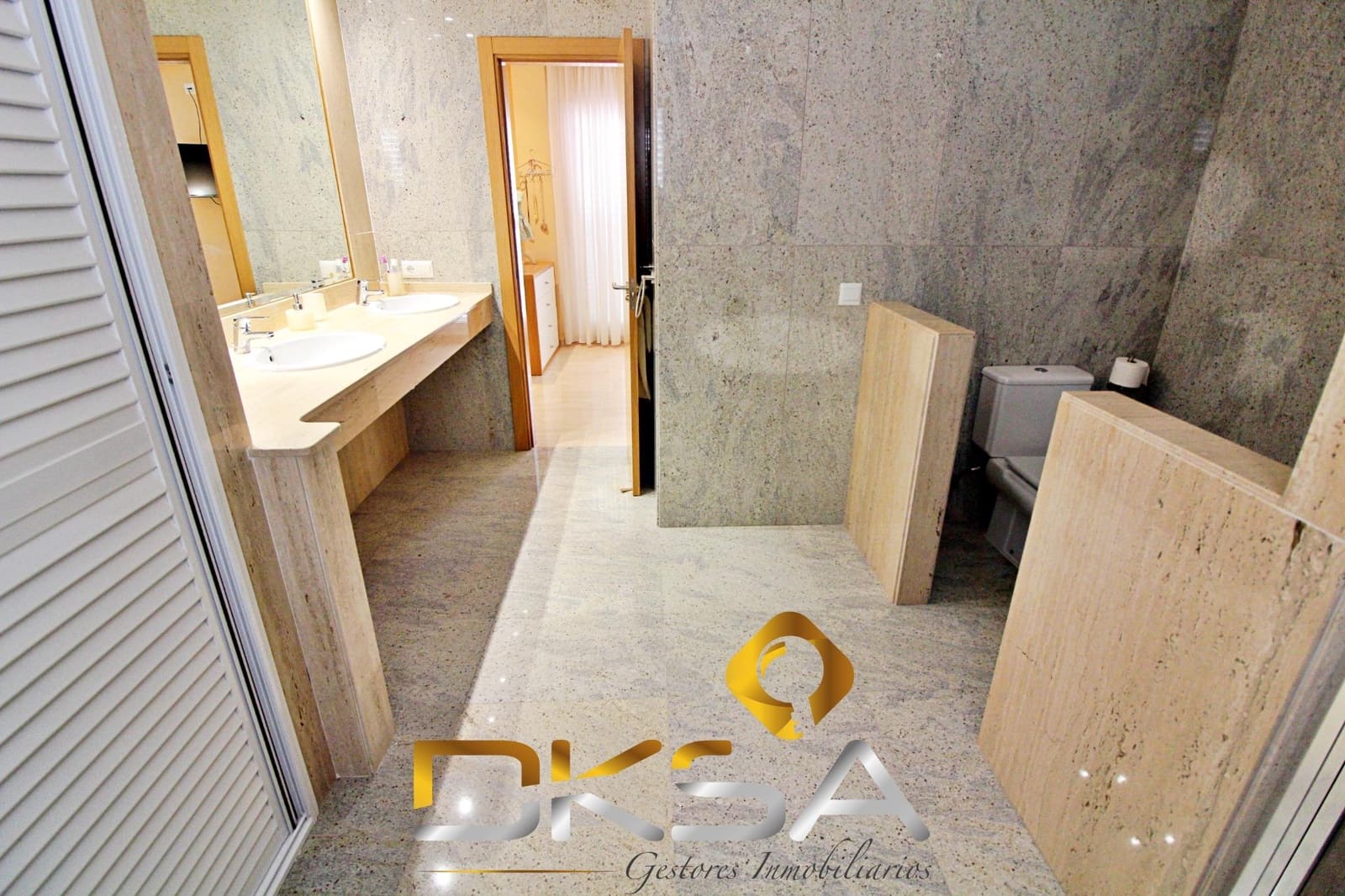 5 sovrum Villa till salu i Oropesa  med pool - 610 000 € (Ref: 9805820)