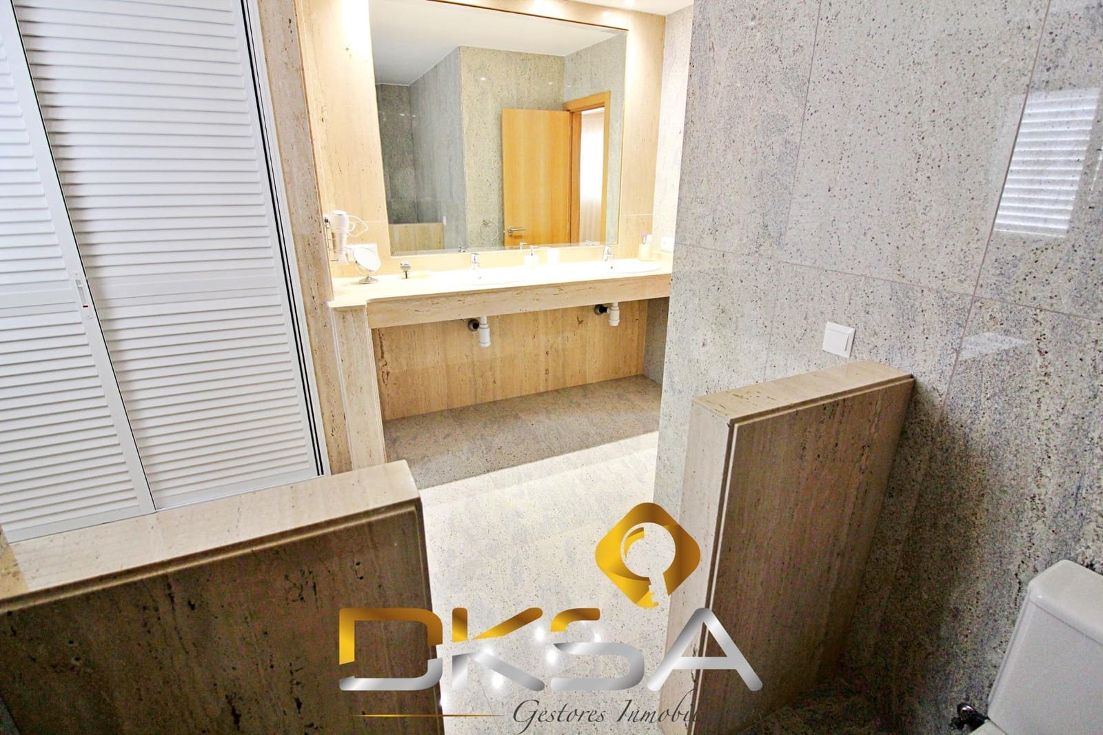 5 sovrum Villa till salu i Oropesa  med pool - 610 000 € (Ref: 9805820)