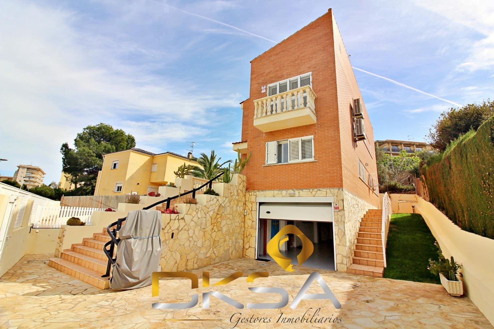 5 sovrum Villa till salu i Oropesa  med pool - 610 000 € (Ref: 9805820)