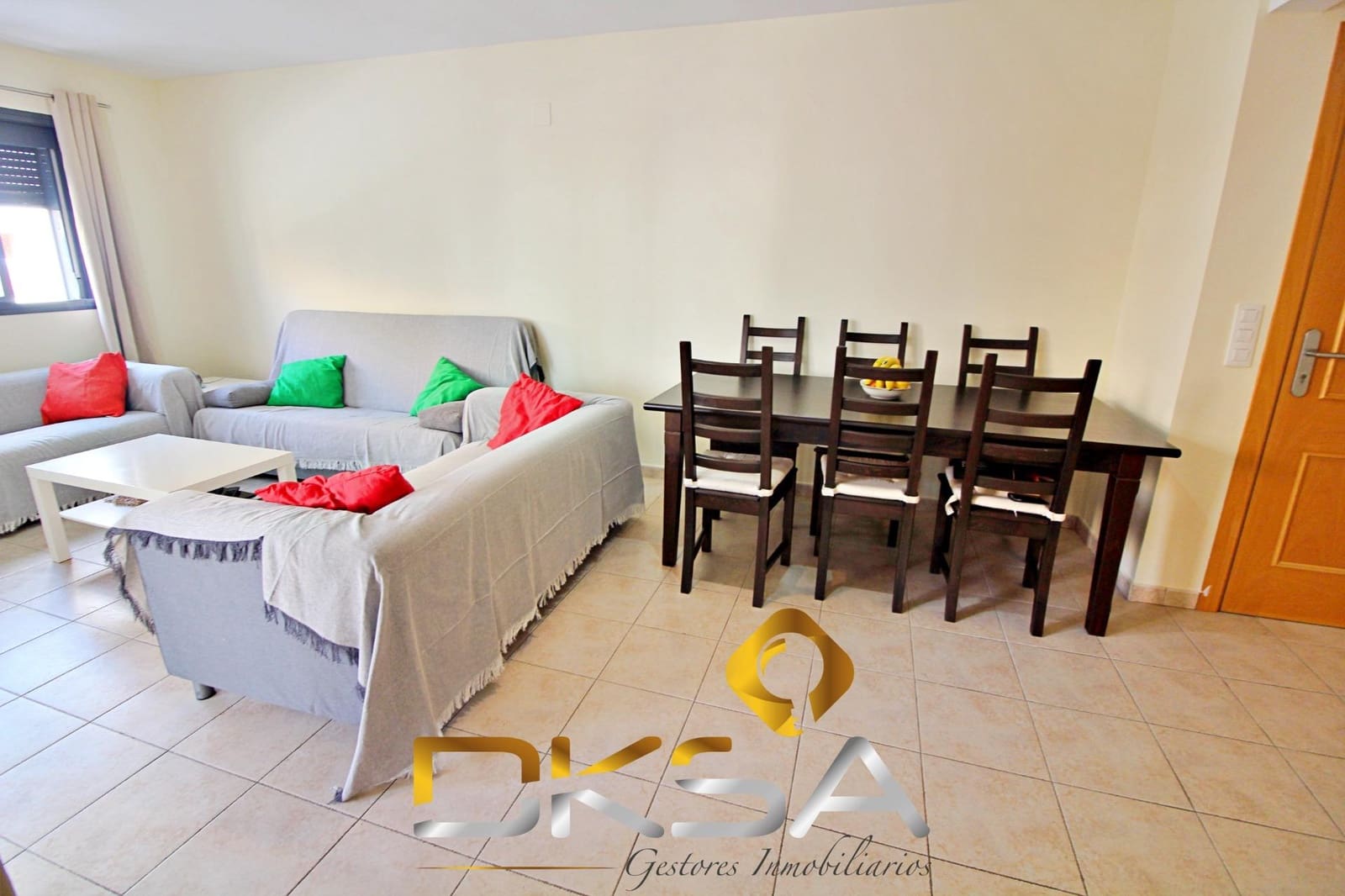 2 bedroom Flat for sale in Oropesa  with pool - € 182,000 (Ref: 9805821)