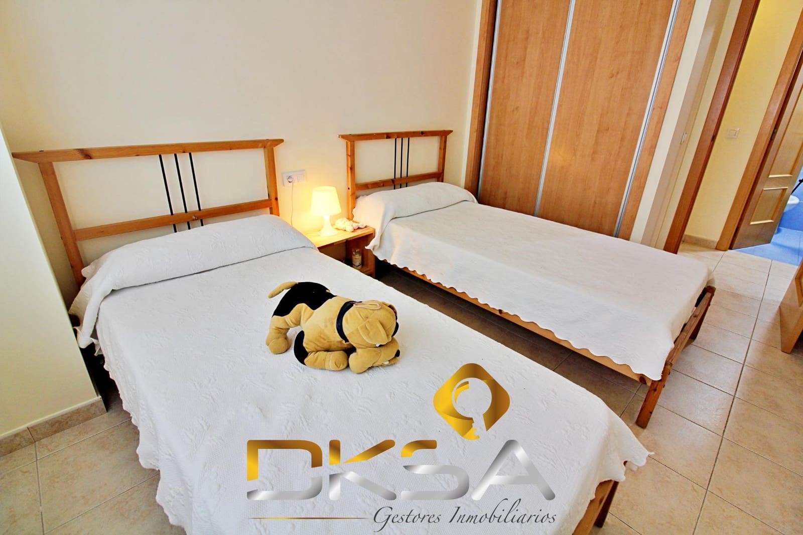 2 bedroom Flat for sale in Oropesa  with pool - € 182,000 (Ref: 9805821)