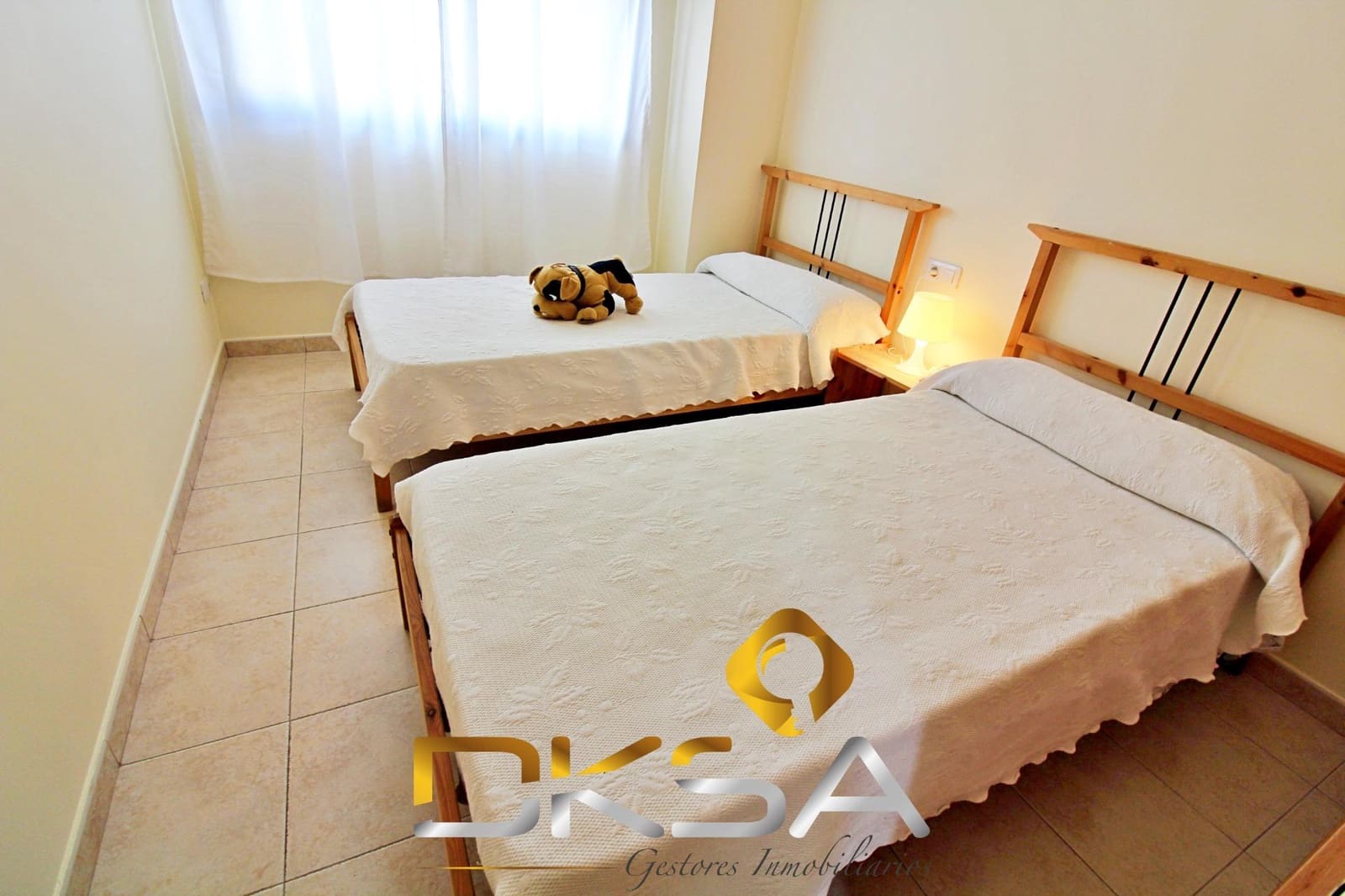 2 bedroom Flat for sale in Oropesa  with pool - € 182,000 (Ref: 9805821)