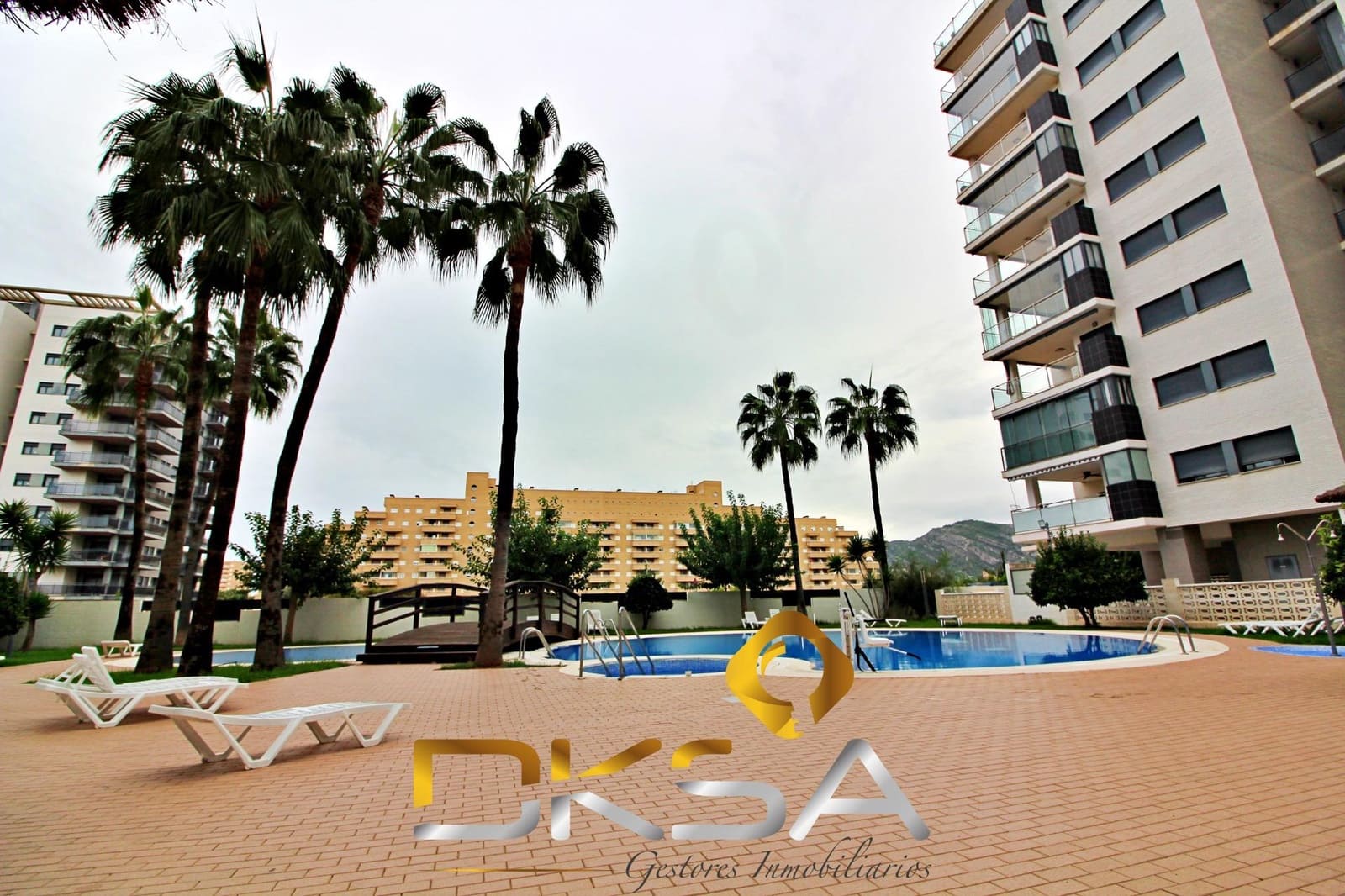 2 bedroom Flat for sale in Oropesa  with pool - € 182,000 (Ref: 9805821)