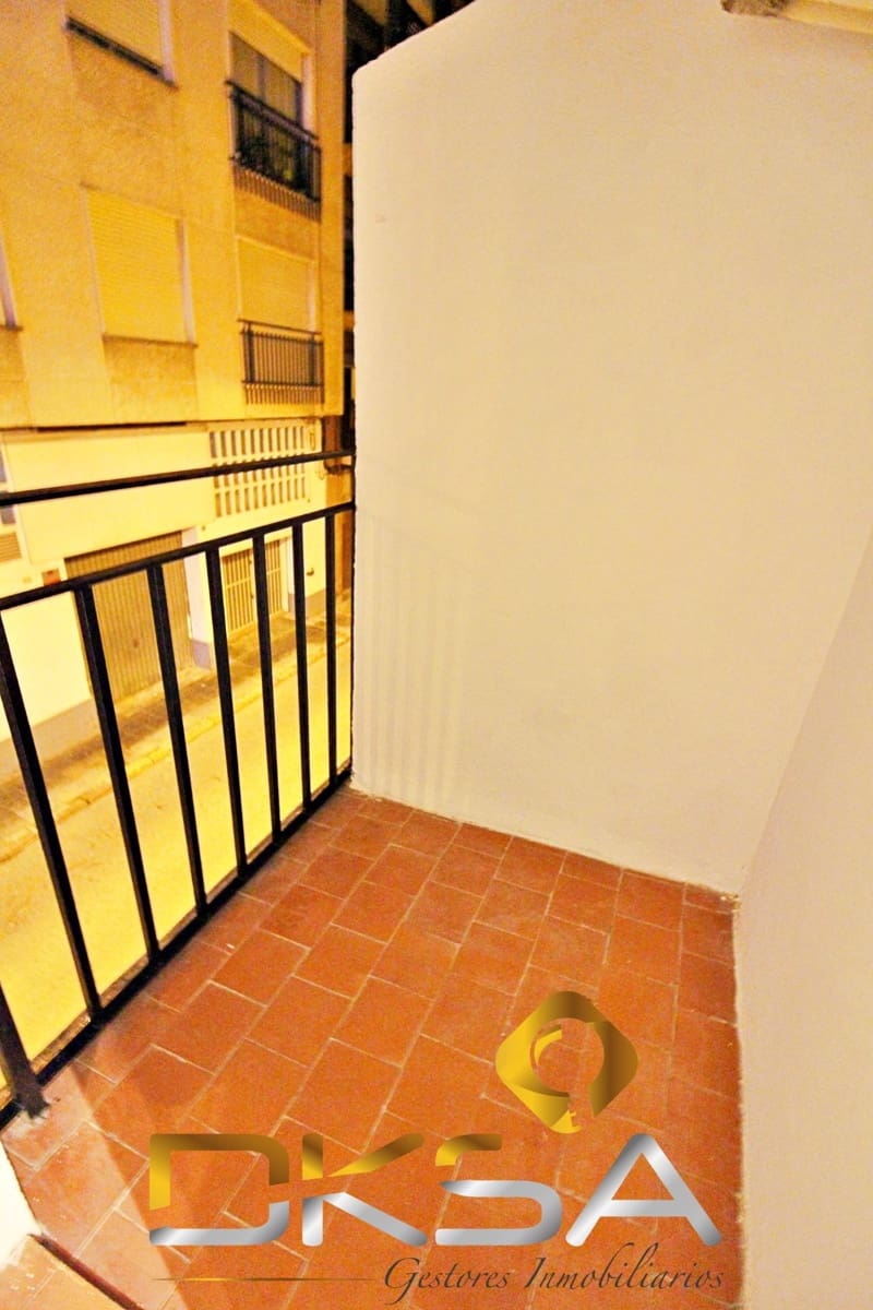 4 slaapkamer Flat te koop in Vila-real - € 115.000 (Ref: 9805822)