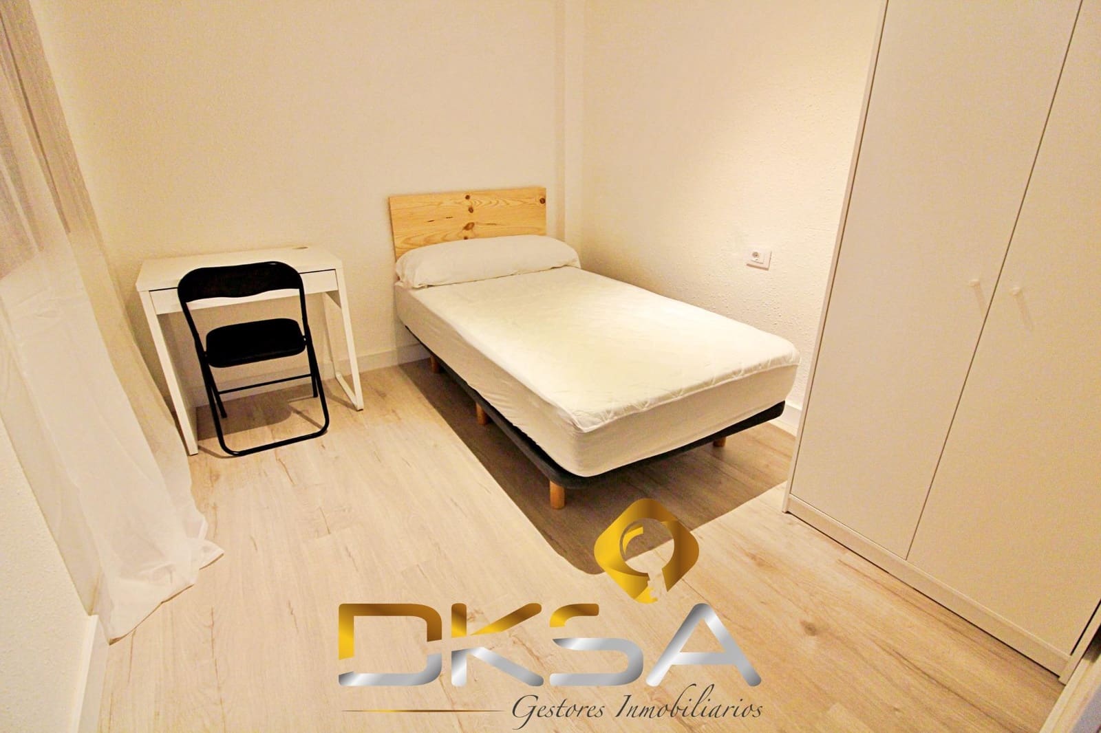 4 slaapkamer Flat te koop in Vila-real - € 115.000 (Ref: 9805822)