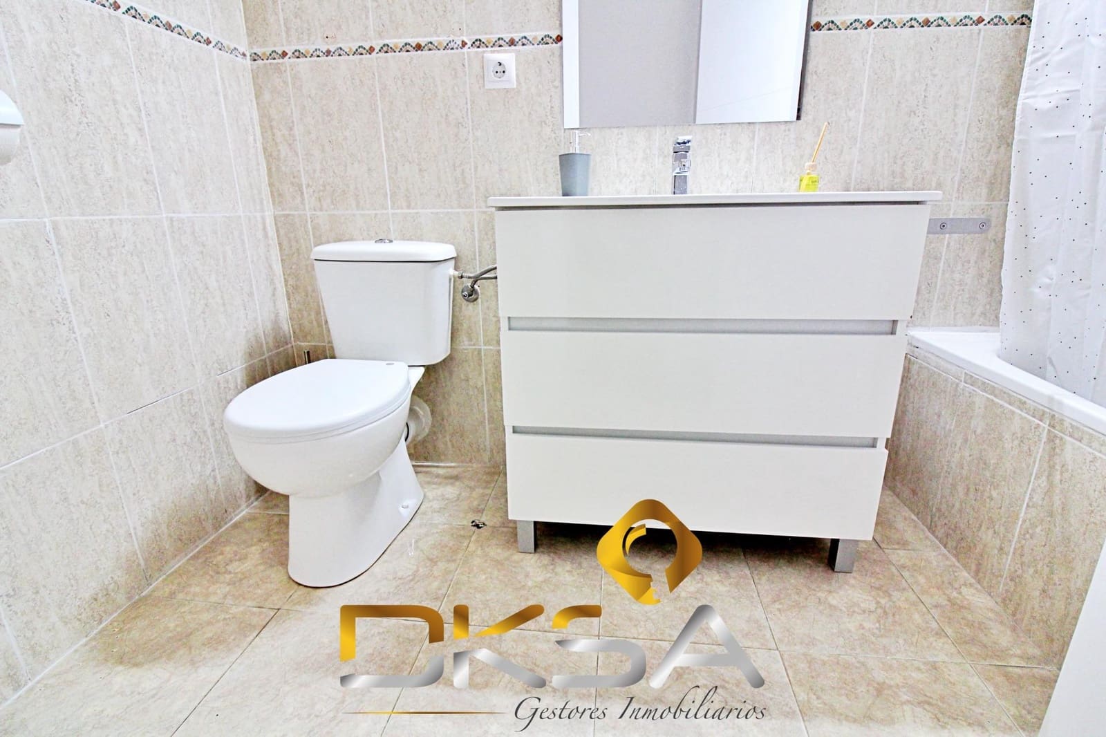 4 slaapkamer Flat te koop in Vila-real - € 115.000 (Ref: 9805822)