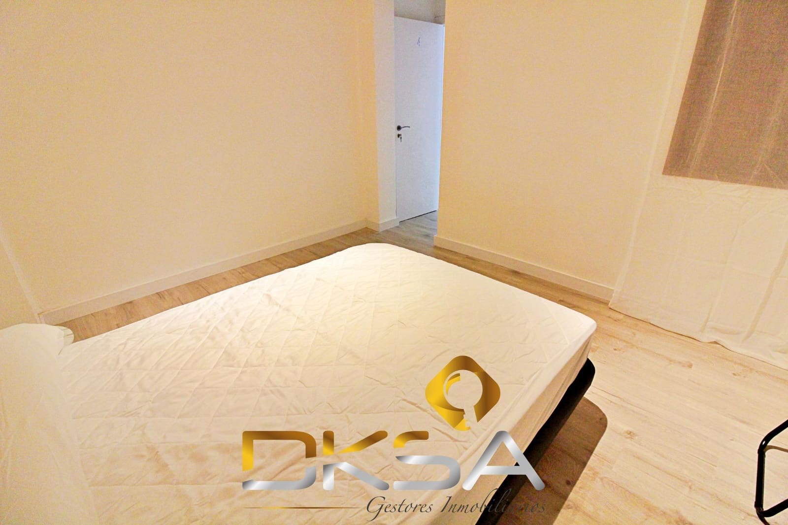 4 slaapkamer Flat te koop in Vila-real - € 115.000 (Ref: 9805822)