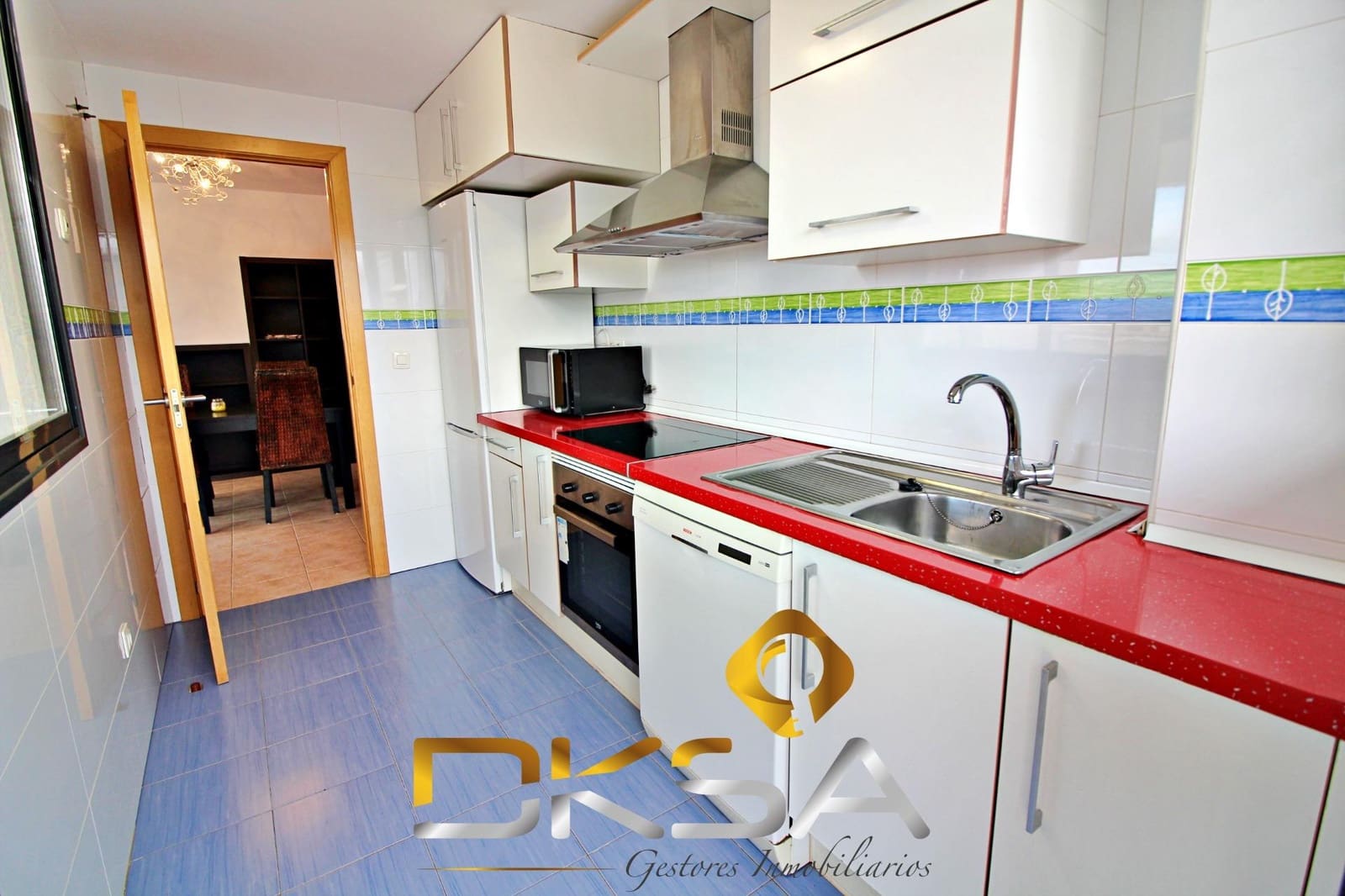 4 bedroom Penthouse for sale in Oropesa  with pool - € 355,000 (Ref: 9805823)