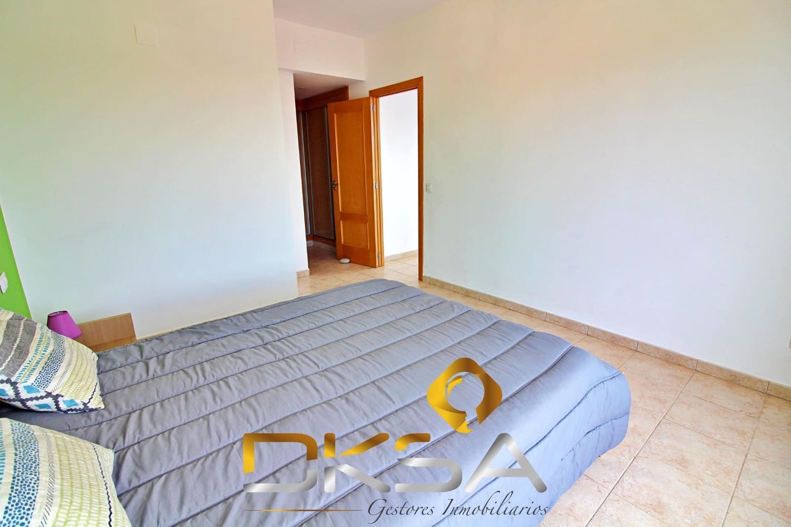 4 bedroom Penthouse for sale in Oropesa  with pool - € 355,000 (Ref: 9805823)