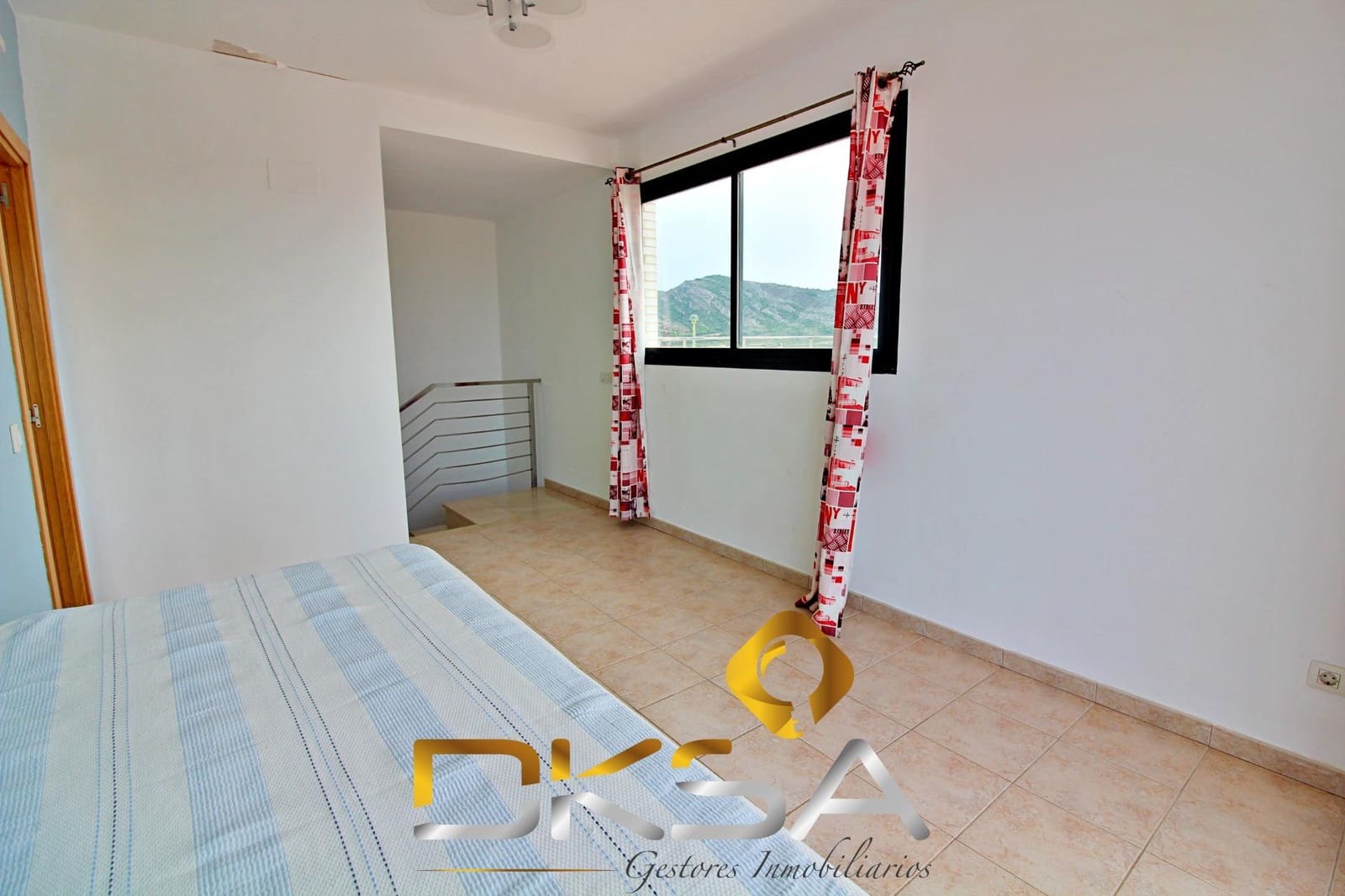 4 bedroom Penthouse for sale in Oropesa  with pool - € 355,000 (Ref: 9805823)