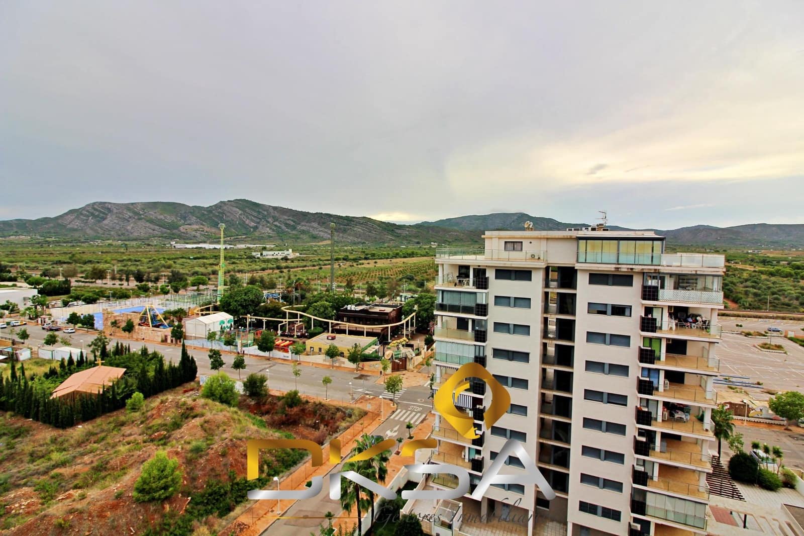 4 bedroom Penthouse for sale in Oropesa  with pool - € 355,000 (Ref: 9805823)