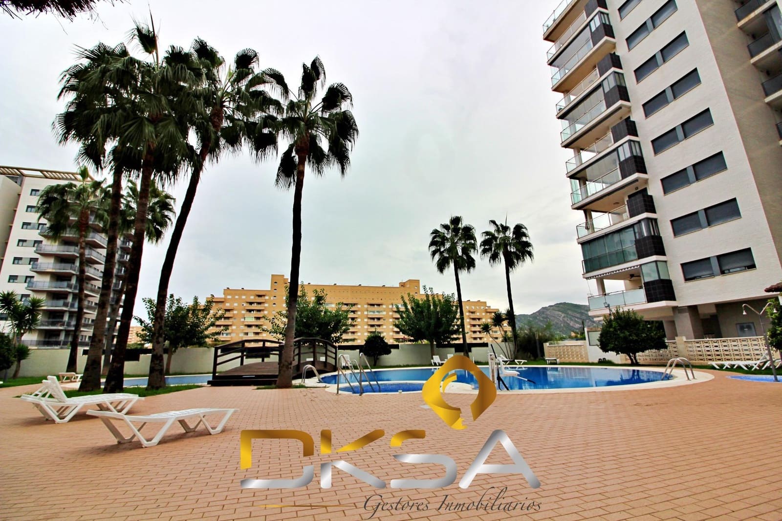 4 bedroom Penthouse for sale in Oropesa  with pool - € 355,000 (Ref: 9805823)